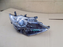 Laden Sie das Bild in den Galerie-Viewer, Frontscheinwerfer Toyota Auris 81110-02E21 8111002E21 Rechts Headlight SCH9439502749ti