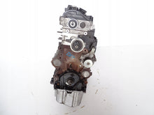 Laden Sie das Bild in den Galerie-Viewer, Motor Audi A4 B9 DET 2.0 TDI 90TKm Diesel Engine Unkomplett
