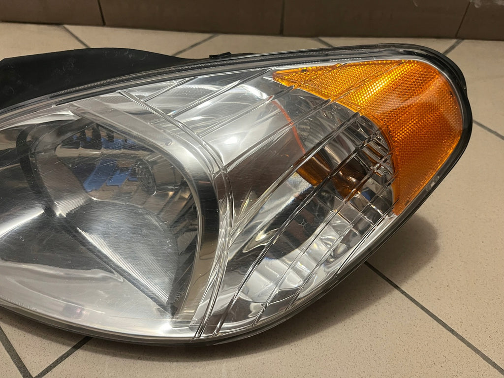 Frontscheinwerfer Hyundai Accent 92101-1E0000 Links Scheinwerfer Headlight