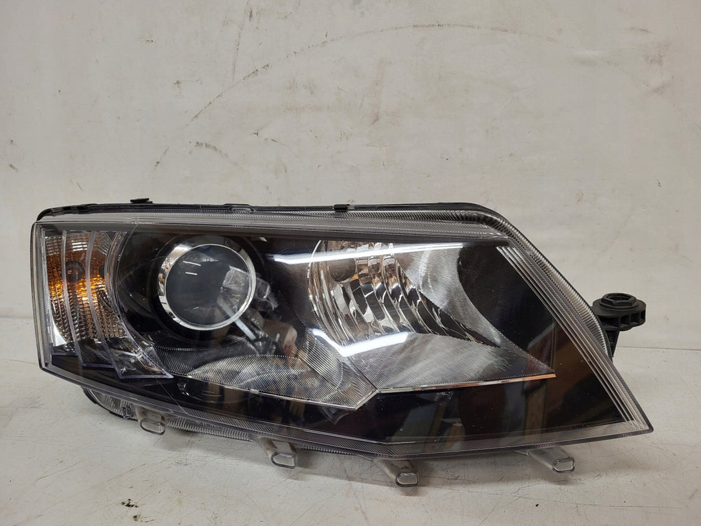 Frontscheinwerfer Skoda Octavia III 5E1941016A Xenon Rechts Headlight SCH5759073021hc