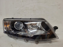 Laden Sie das Bild in den Galerie-Viewer, Frontscheinwerfer Skoda Octavia III 5E1941016A Xenon Rechts Headlight SCH5759073021hc