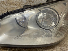 Laden Sie das Bild in den Galerie-Viewer, Frontscheinwerfer Ford C Max C-Max 7M51-13W029AA 7M51-13W030AA Ein Satz SCH2660531541sy