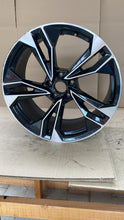 Load image into Gallery viewer, 1x Alufelge 20 Zoll 9.0" 5x112 34ET Glanz Schwarz 8W0601025EQ Audi A4 Rim Wheel FEL6644606461ts