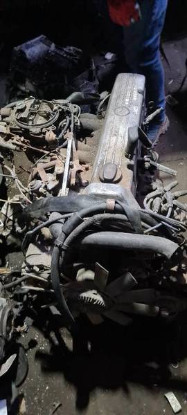 Motor Mercedes-Benz W123 2.5 1989 Benzin Engine Unkomplett MOT3392525889yj