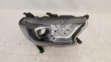 Laden Sie das Bild in den Galerie-Viewer, Frontscheinwerfer Ford Ranger JB3B-13E014-A LED Rechts Scheinwerfer Headlight SCH1347440059mm