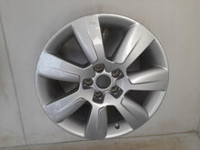 Load image into Gallery viewer, 1x Alufelge 17 Zoll 8.0&quot; 5x112 42ET Glanz Silber 4F0601025AQ Audi Rim Wheel