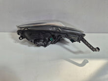 Laden Sie das Bild in den Galerie-Viewer, Frontscheinwerfer Opel Adam 13450306 Rechts Scheinwerfer Headlight SCH1077943846tf