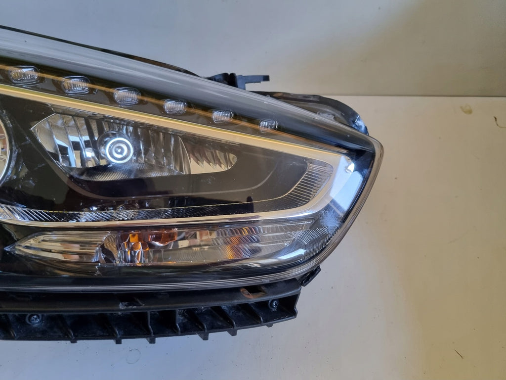 Frontscheinwerfer Hyundai I40 92102-3Z620 Xenon Rechts Scheinwerfer Headlight