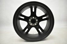 Laden Sie das Bild in den Galerie-Viewer, 4x Alufelge 18 Zoll 8.0" 5x112 57ET Glanz Schwarz 8092352 BMW F44 1 F40 FEL4537053050ge