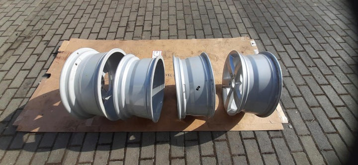 4x Alufelge 16 Zoll 7.0" 5x112 46ET Glanz Silber 8K0071496 Audi Rim Wheel FEL9143196047se