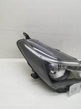 Load image into Gallery viewer, Frontscheinwerfer Toyota Yaris LED Rechts Scheinwerfer Headlight