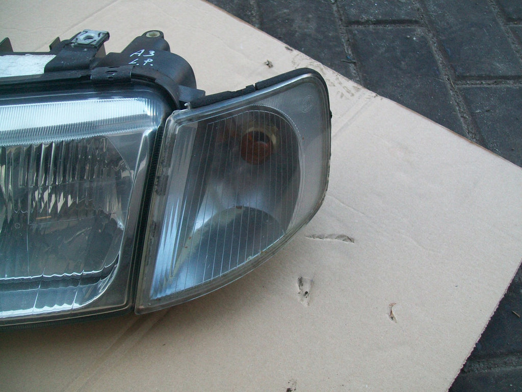 Frontscheinwerfer Audi A3 Ein Stück (Rechts oder Links) Scheinwerfer Headlight