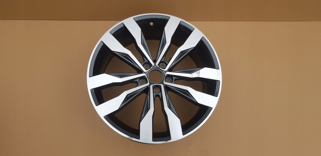 1x Alufelge 19 Zoll 8.0" 5x112 47ET 2GA601025F VW T-Roc Rim Wheel FEL7779843813yb
