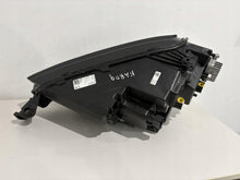 Laden Sie das Bild in den Galerie-Viewer, Frontscheinwerfer Skoda Karoq 57B941036B Rechts Scheinwerfer Headlight SCH6951781075gg