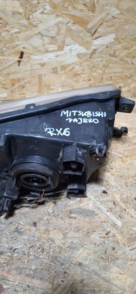 Frontscheinwerfer Mitsubishi Pajero I Ein Satz Scheinwerfer Headlight SCH6590790890qj