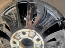 Load image into Gallery viewer, 1x Alufelge 17 Zoll 7.5" 5x112 41ET Glanz 3P0601025 Skoda Superb I Rim Wheel FEL2011233469zo