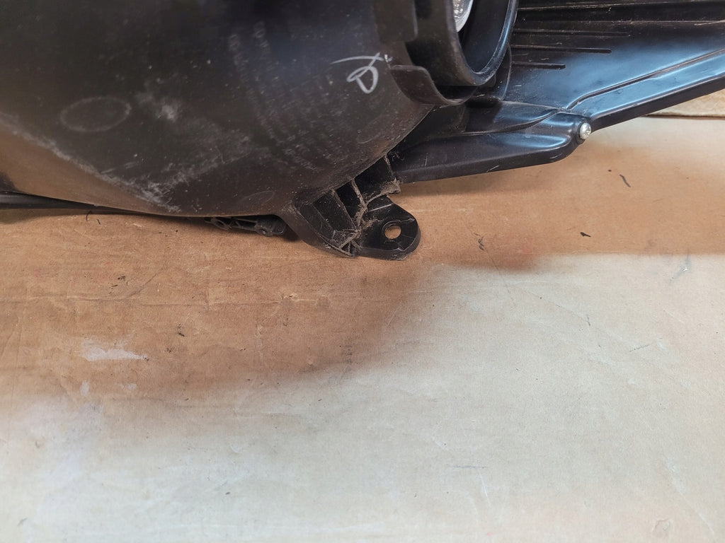 Frontscheinwerfer Toyota Yaris Rechts Scheinwerfer Headlight