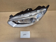 Laden Sie das Bild in den Galerie-Viewer, Frontscheinwerfer Ford Courier ET7613W030AK Links Scheinwerfer Headlight SCH7988622535lw