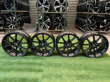 Laden Sie das Bild in den Galerie-Viewer, 4x Alufelge 18 Zoll 8.5" 5x114.3 40ET Glanz Graphit 1044261-00-H Tesla Model 3 FEL8541215104xh