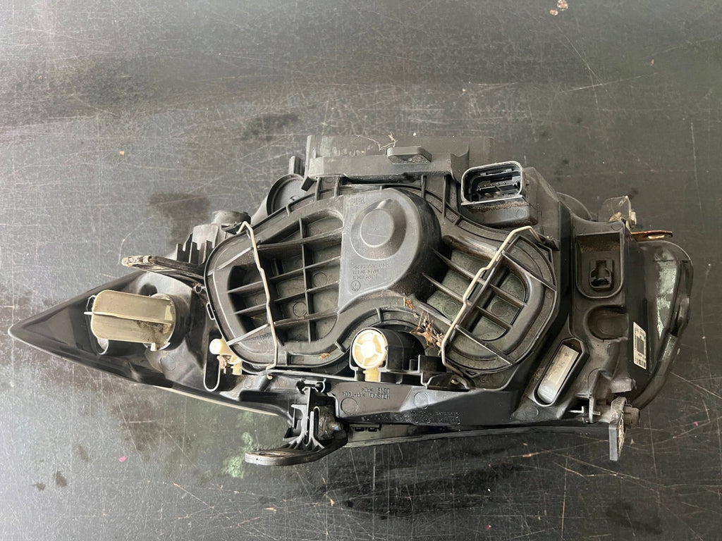 Frontscheinwerfer BMW 1 E88 E81 E82 7193388-03 Rechts Scheinwerfer Headlight SCH1999749626hn