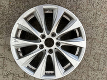 Laden Sie das Bild in den Galerie-Viewer, 1x Alufelge 18 Zoll 6796217 BMW 2 F22 1 F21 F23 F20 Rim Wheel FEL8843575929hw
