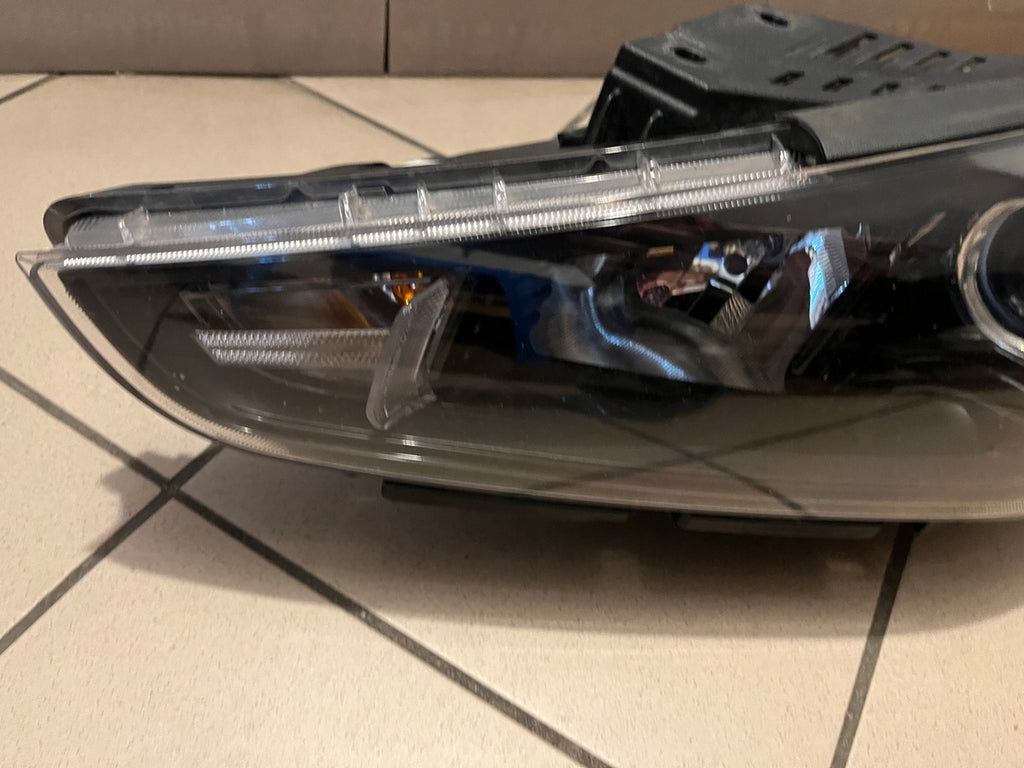 Frontscheinwerfer Hyundai I30 Fastback 92101-G4060 Links Scheinwerfer Headlight