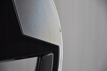 Laden Sie das Bild in den Galerie-Viewer, 1x Alufelge 17 Zoll 7.0" 5x114.3 50ET Glanz 52910-HF200 Hyundai I Mg Rim Wheel FEL6325188823ph