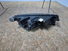 Laden Sie das Bild in den Galerie-Viewer, Frontscheinwerfer Skoda Octavia IV 5E4941015A Links Scheinwerfer Headlight SCH9505105558zg