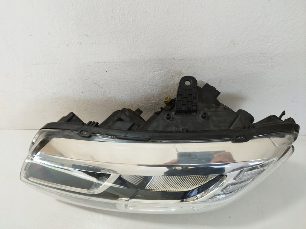 Frontscheinwerfer Dacia Sandero Logan II 260608143R LED Links Headlight