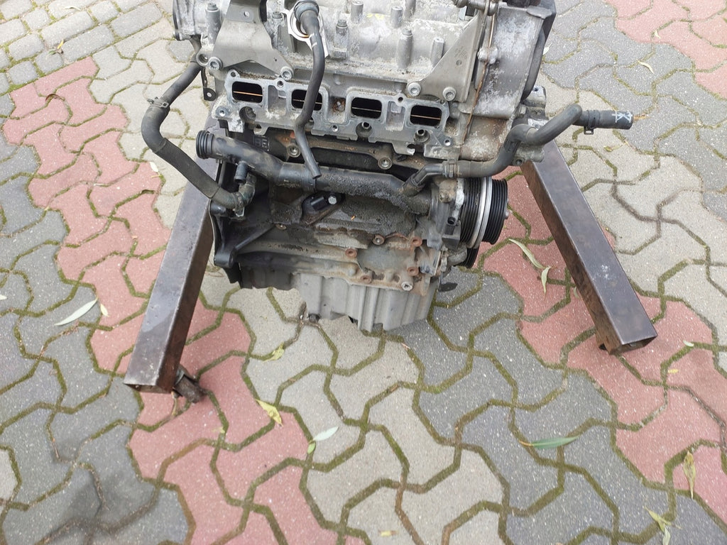 Motor VW Passat Touran CDGA 1.4 TSI 150PS 110kW Benzin Engine Unkomplett