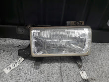 Laden Sie das Bild in den Galerie-Viewer, Frontscheinwerfer Audi 80 B2 Rechts Scheinwerfer Headlight