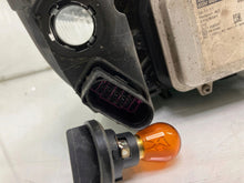 Laden Sie das Bild in den Galerie-Viewer, Frontscheinwerfer Skoda Octavia I 7L6941329 Xenon Links Scheinwerfer Headlight SCH4583092971hz