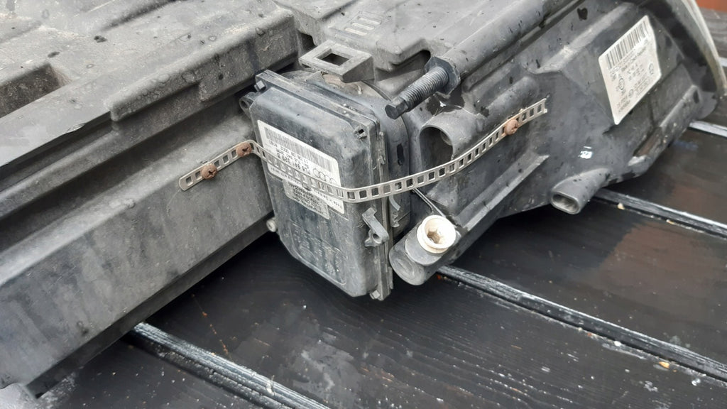 Frontscheinwerfer Skoda Octavia I 247052190002571ZL Xenon Links Headlight SCH9893903064su