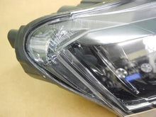 Laden Sie das Bild in den Galerie-Viewer, Frontscheinwerfer Skoda Superb III 3V1941016B Xenon Rechts Headlight