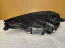 Laden Sie das Bild in den Galerie-Viewer, Frontscheinwerfer Audi Q5 80A941034F 80A941774 LED Rechts Scheinwerfer Headlight SCH6942663801vo