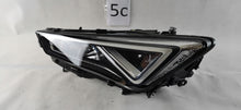 Laden Sie das Bild in den Galerie-Viewer, Frontscheinwerfer Seat Tarraco 5FJ941007F LED Links Scheinwerfer Headlight