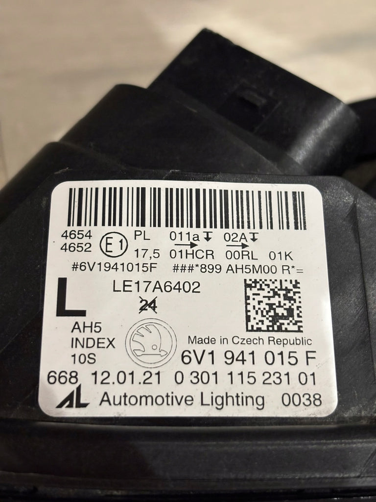 Frontscheinwerfer Skoda Fabia III 6V1941015F LED Links Scheinwerfer Headlight