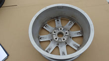 Load image into Gallery viewer, 1x Alufelge 17 Zoll 1K0601025N VW Golf V Rim Wheel