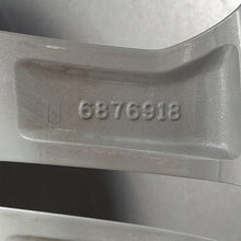 Laden Sie das Bild in den Galerie-Viewer, 1x Alufelge 18 Zoll 7.0&quot; 5x112 22ET 6876918 BMW G01 G02 Rim Wheel