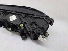 Laden Sie das Bild in den Galerie-Viewer, Frontscheinwerfer VW Touareg 761941082H Full LED Rechts Scheinwerfer Headlight