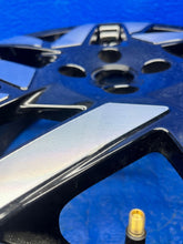 Load image into Gallery viewer, 1x Alufelge 16 Zoll 6.5&quot; 5x114.3 50ET 52910-G4600 Hyundai Rim Wheel