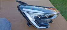 Laden Sie das Bild in den Galerie-Viewer, Frontscheinwerfer Renault Arkana 260107780R Rechts Scheinwerfer Headlight