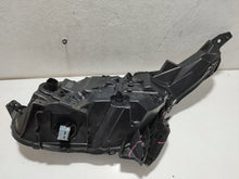 Laden Sie das Bild in den Galerie-Viewer, Frontscheinwerfer Land Rover Range Velar J8A2-13W029-EG Full LED Rechts SCH2832796544bg