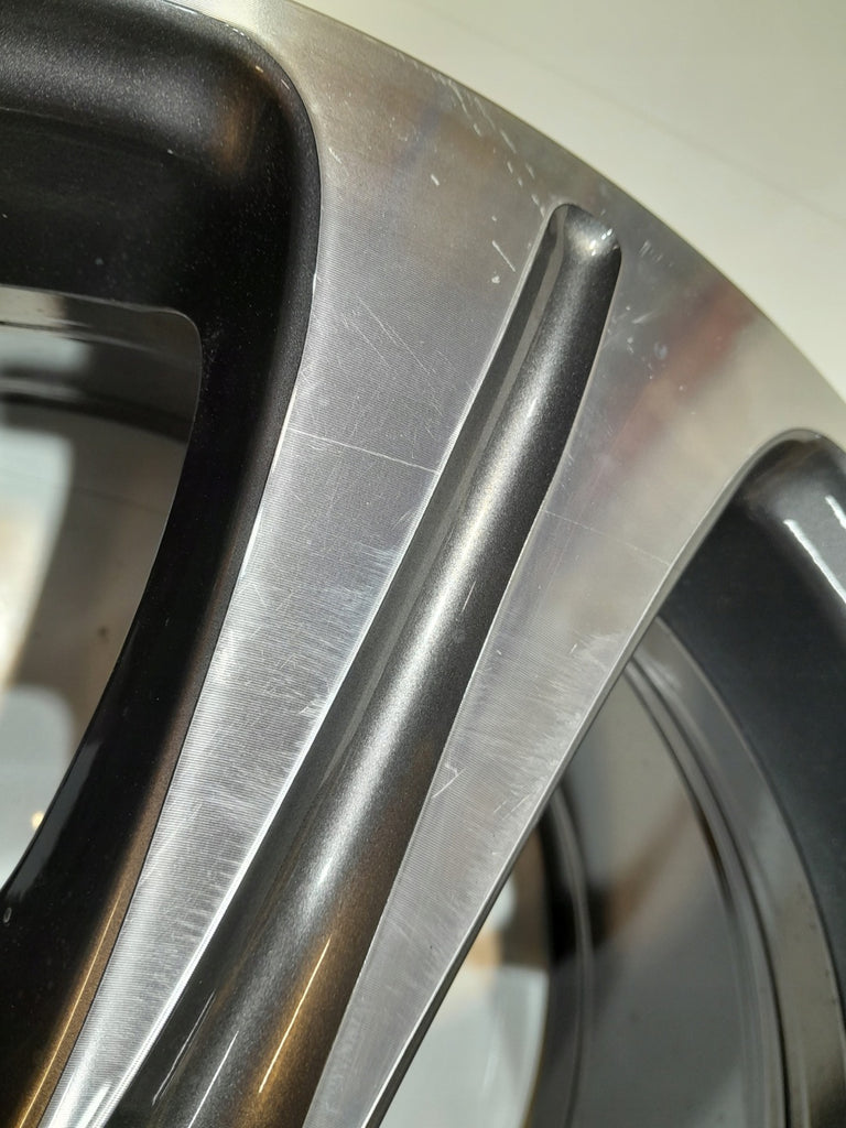1x Alufelge 18 Zoll 8.0" 5x112 43ET Glanz A2134011400 Mercedes-Benz W213 Mg FEL4223823217ld