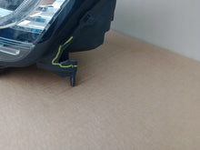 Load image into Gallery viewer, Frontscheinwerfer Land Rover Range L405 CK52-13W030-ED Links Headlight