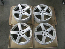 Load image into Gallery viewer, 4x Alufelge 17 Zoll 7.0" 5x112 45ET Glanz Silber KBA51551 Rim Wheel FEL5901083534qd
