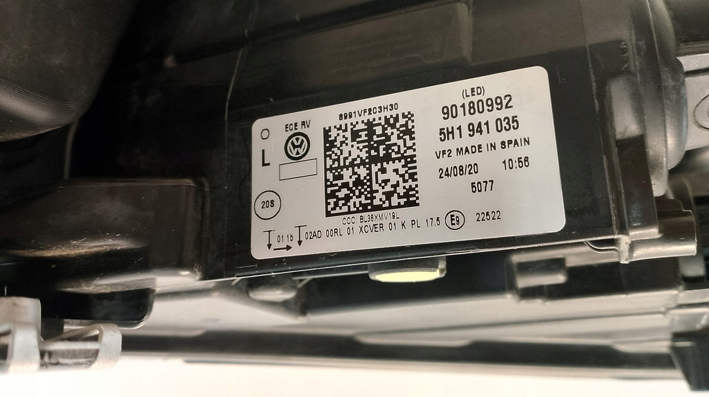 Frontscheinwerfer VW Golf VIII 5H1941035 LED Links Scheinwerfer Headlight SCH9238772092es