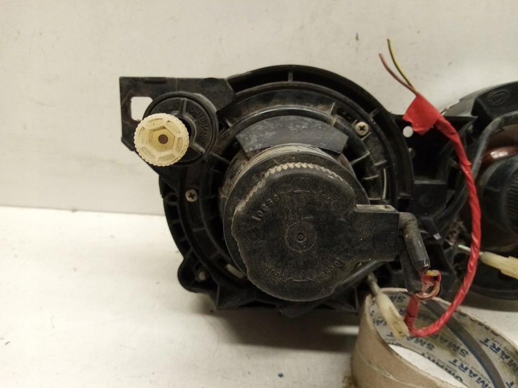 Frontscheinwerfer BMW E30 13436600 Rechts Scheinwerfer Headlight SCH9028614228rp