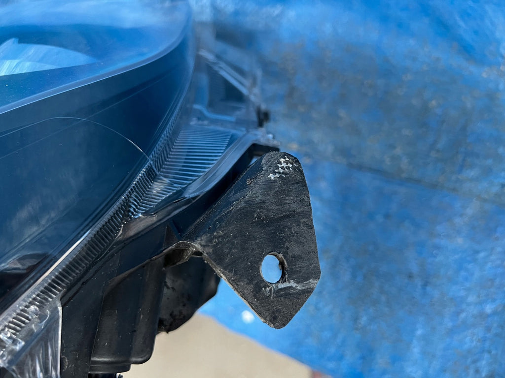 Frontscheinwerfer Toyota 4 Yaris Rechts Scheinwerfer Headlight