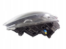 Laden Sie das Bild in den Galerie-Viewer, Frontscheinwerfer Mercedes-Benz Vito W447 Eqv A4479063201 LED Rechts oder Links